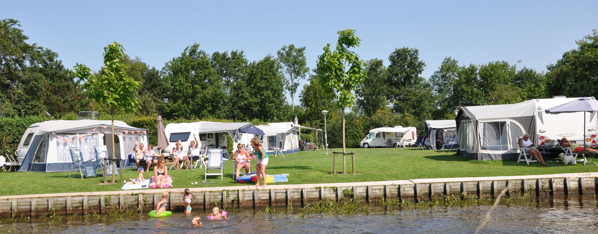 Camping aan het water